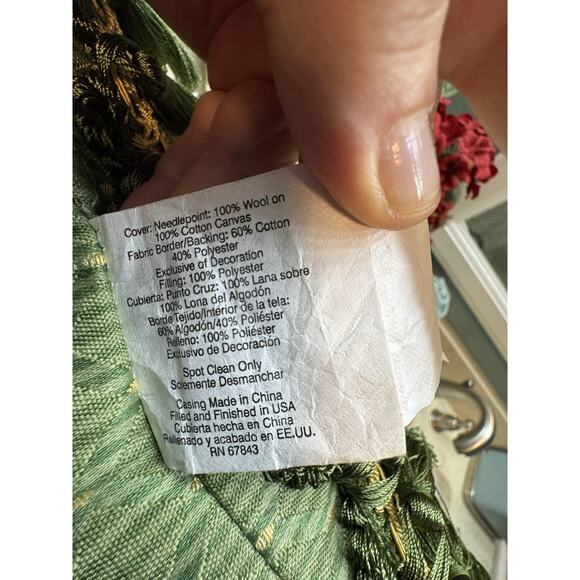 C & F Enterprises Pillow Wool Needlepoint Magnolia 14” X 14” Zip Cover - Picture 8 of 11